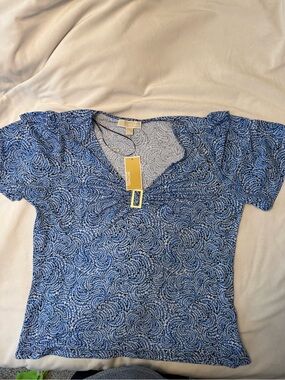 Michael Kors Blue Printed V-Neck Short Sleeve Top